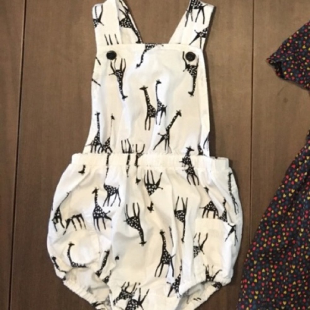 Giraffe romper for @drewsavoie89